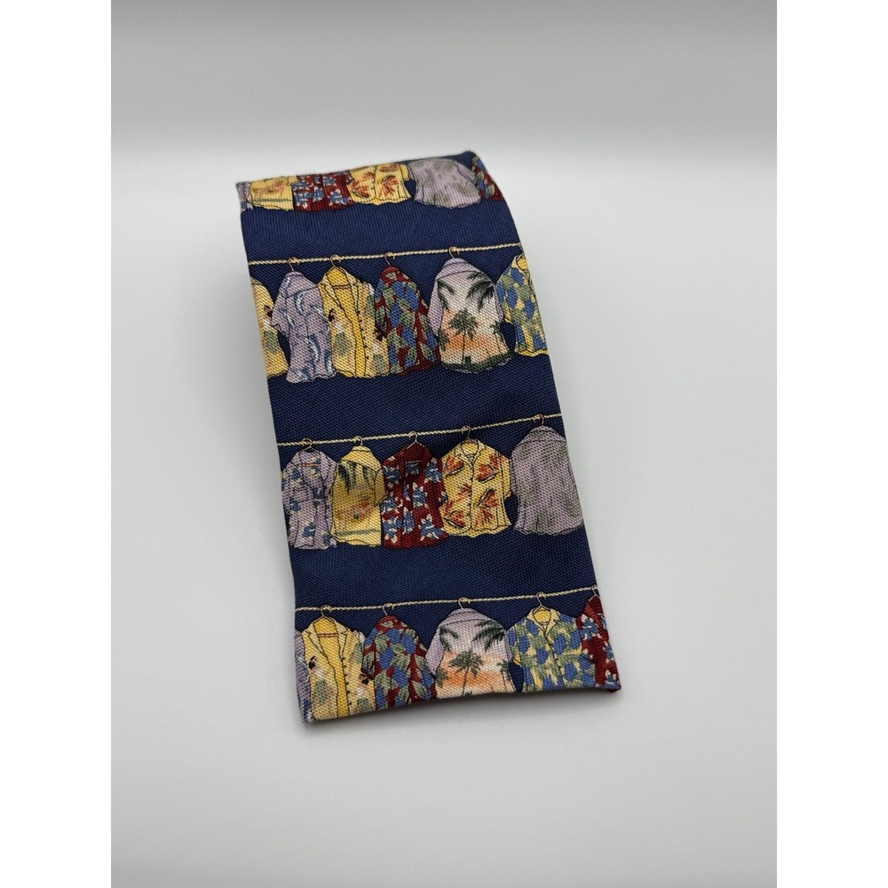 Tommy Bahama Relax Silk Tie Necktie Print Square End Navy Novelty USA 3.5in